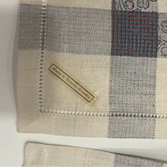 Blue and White Pure Linen Table Linens - Picture 5 of 5